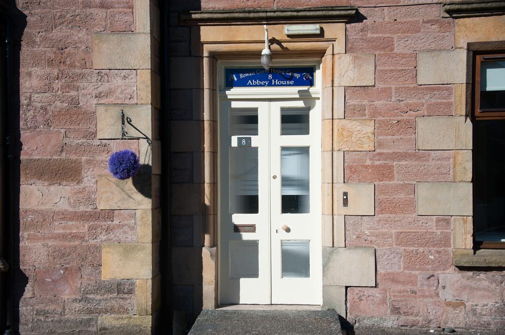 Alban And Abbey House Hotel Inverness Exterior photo